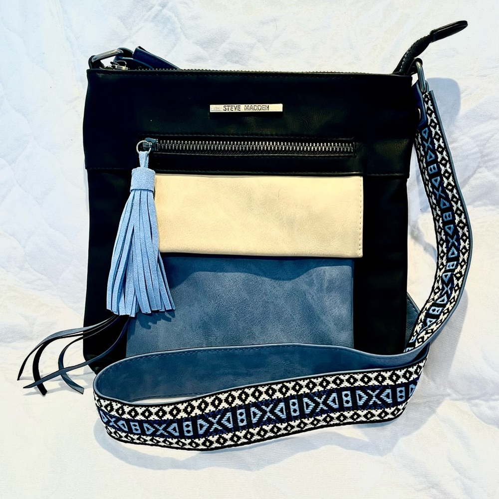 NWOT Steve Madden Black, Blue, and Cream Crossbody Bag - Picture 1 of 13